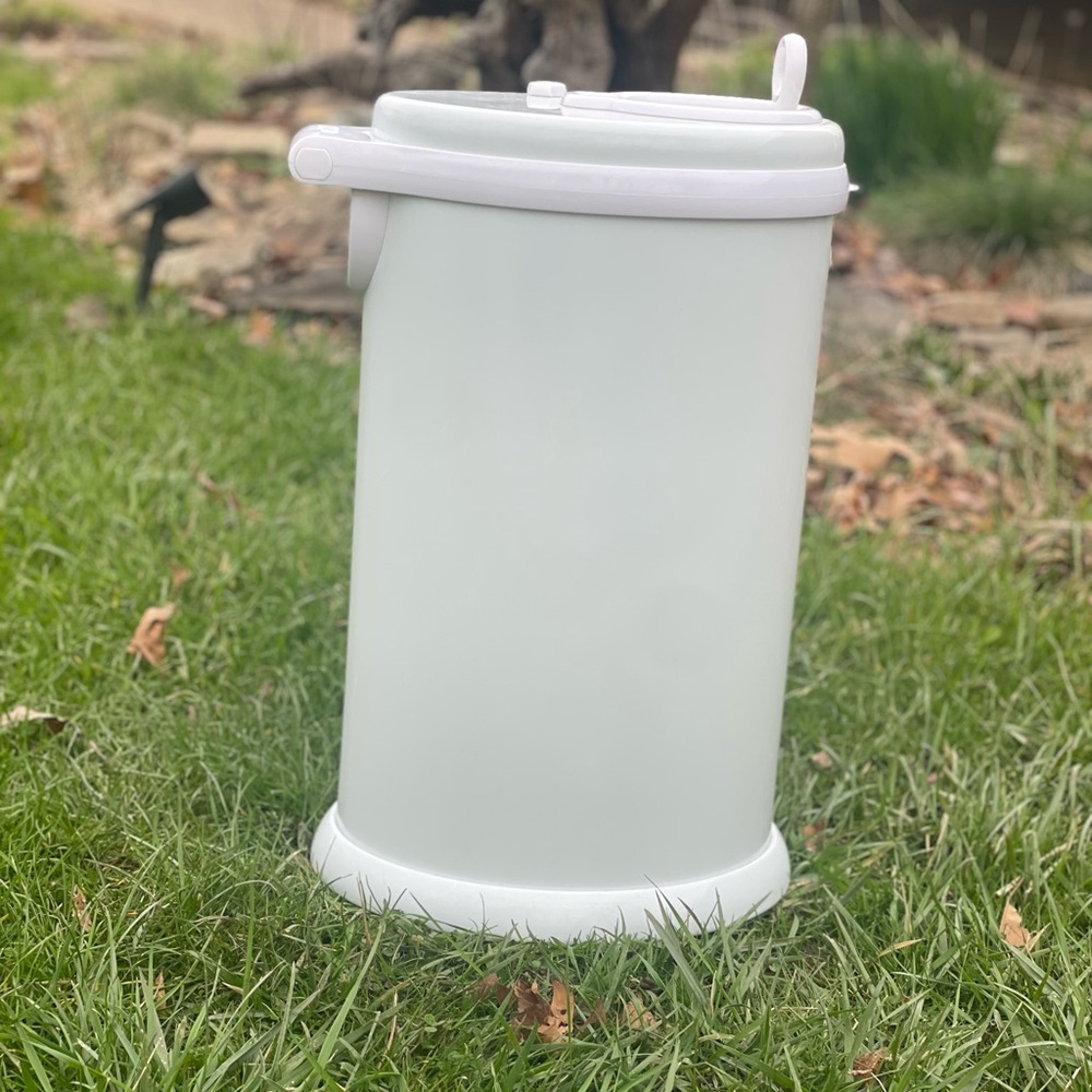 Diaper genie